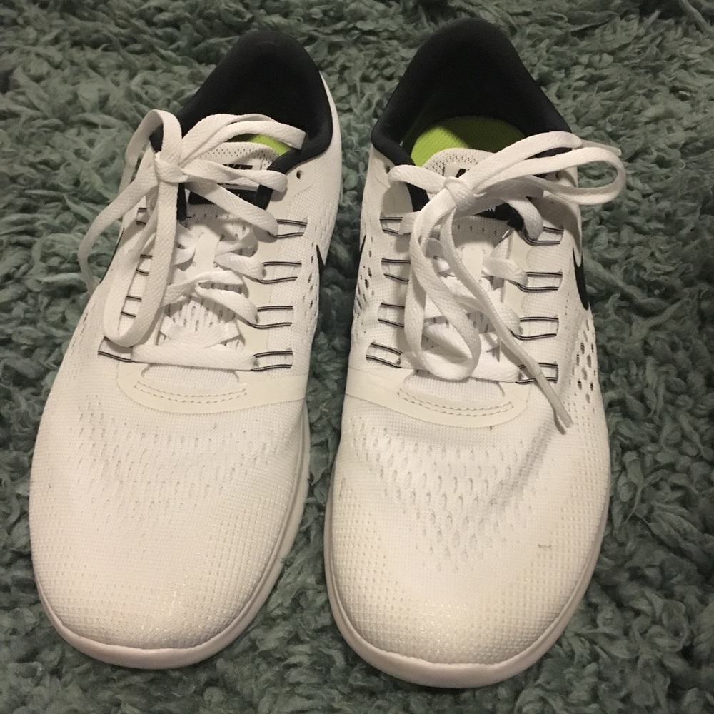 White Nike Free Runs